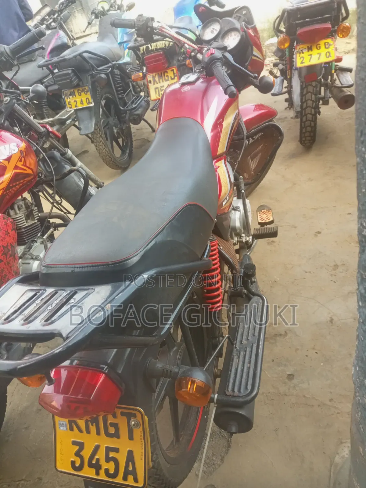 TVS HLX Plus ES 2025 Red