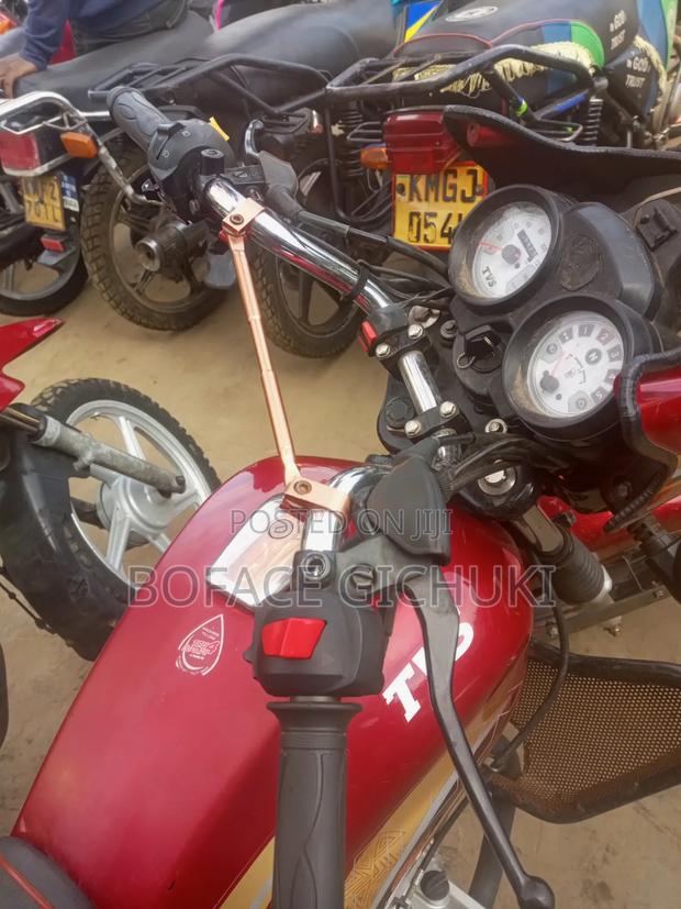TVS HLX Plus ES 2025 Red - thumbnail 4
