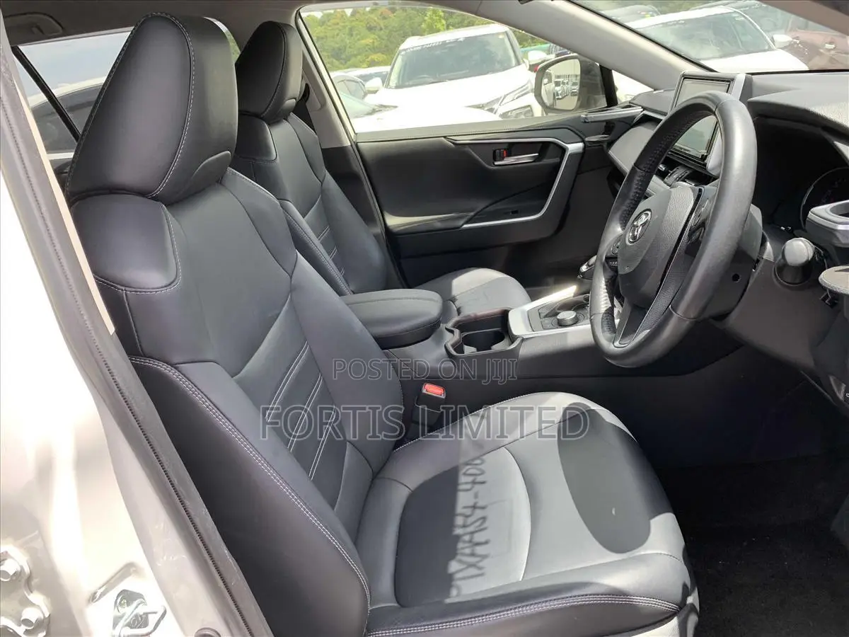 Toyota RAV4 2019 White