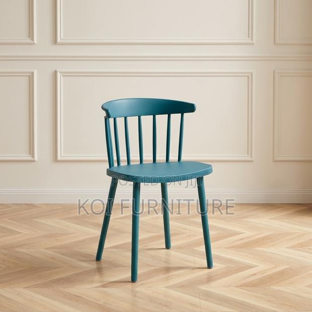 Dining Chairs; Plastic Retro Armless Dining Seats - thumbnail 5