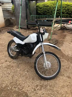 Yamaha DT125 2001 White