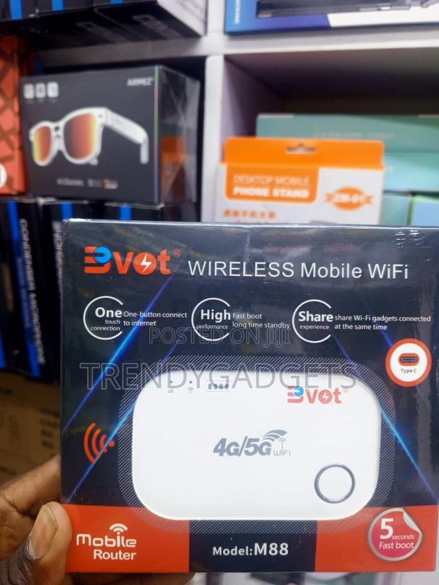 BVOT M88 Portable Internet Router for Phones and Laptops - thumbnail 2