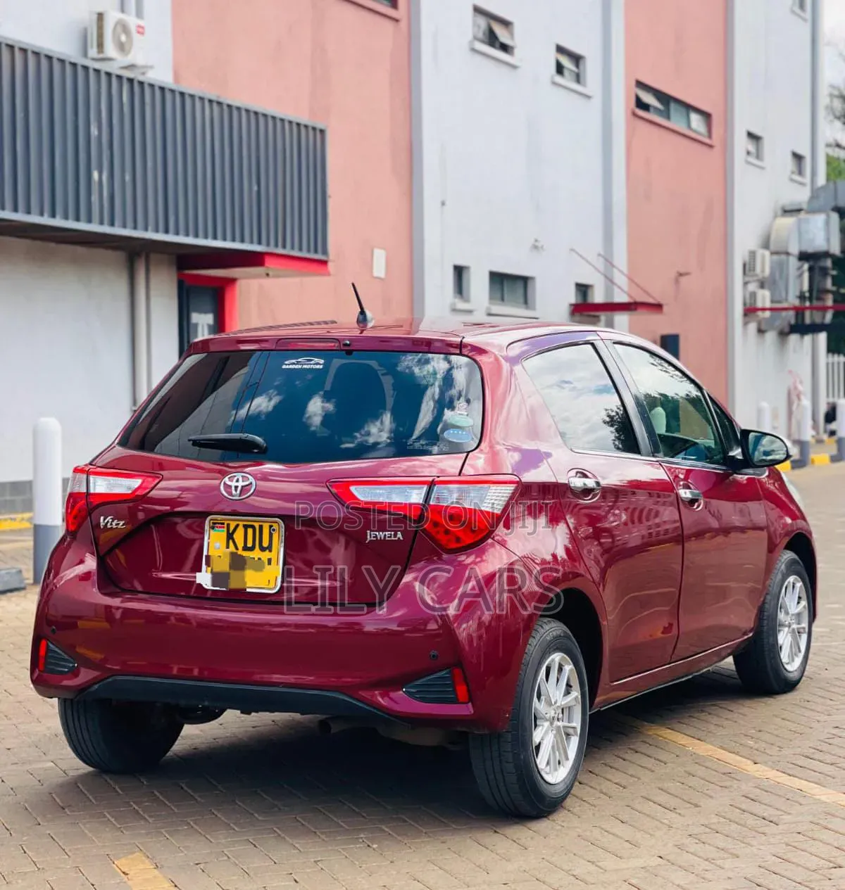 Toyota Vitz 2018 Maroon