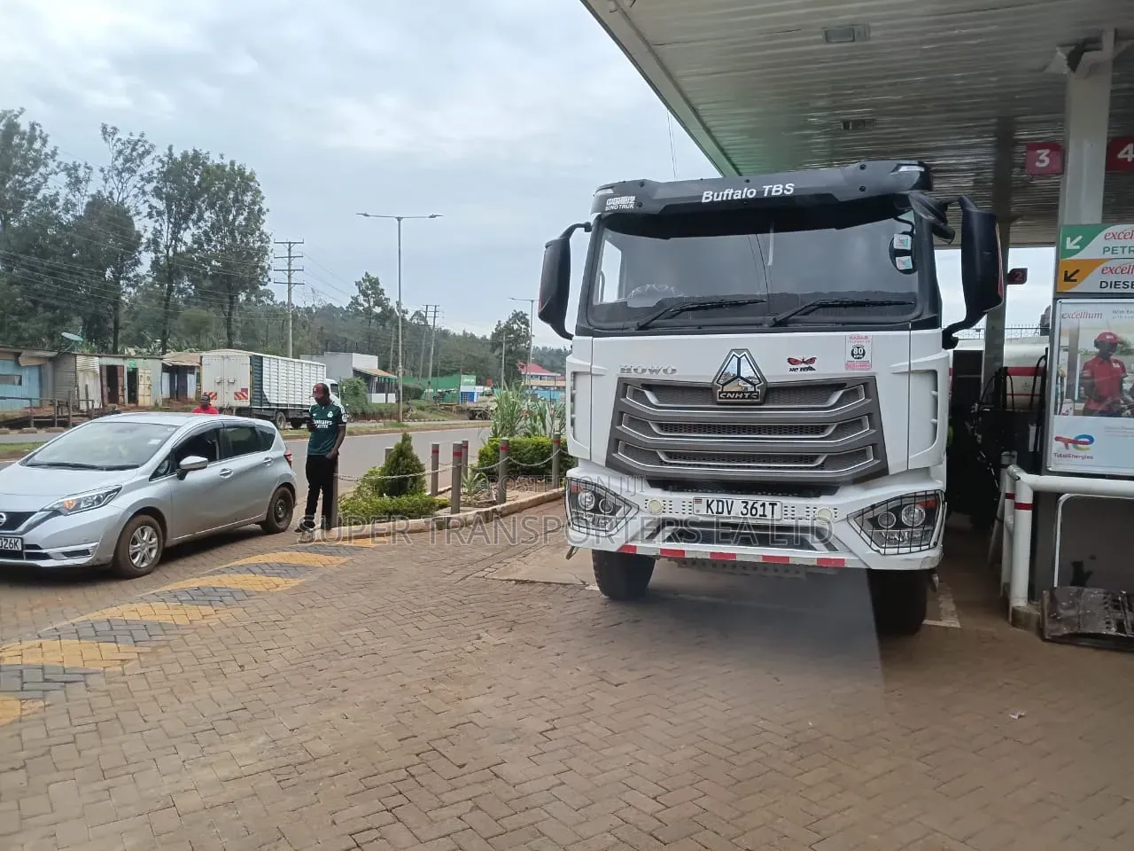 Trailers.Fleetmanagement Solutions. Transporters