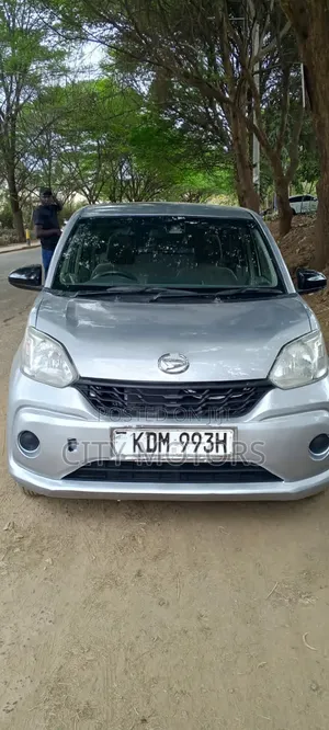 Toyota Passo 1.0 FWD 2018 Silver
