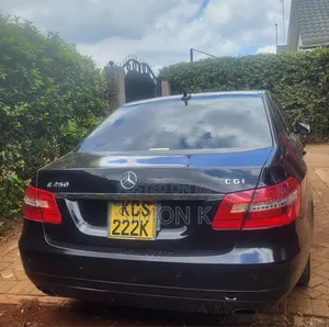 Mercedes-Benz E250 2011 Black