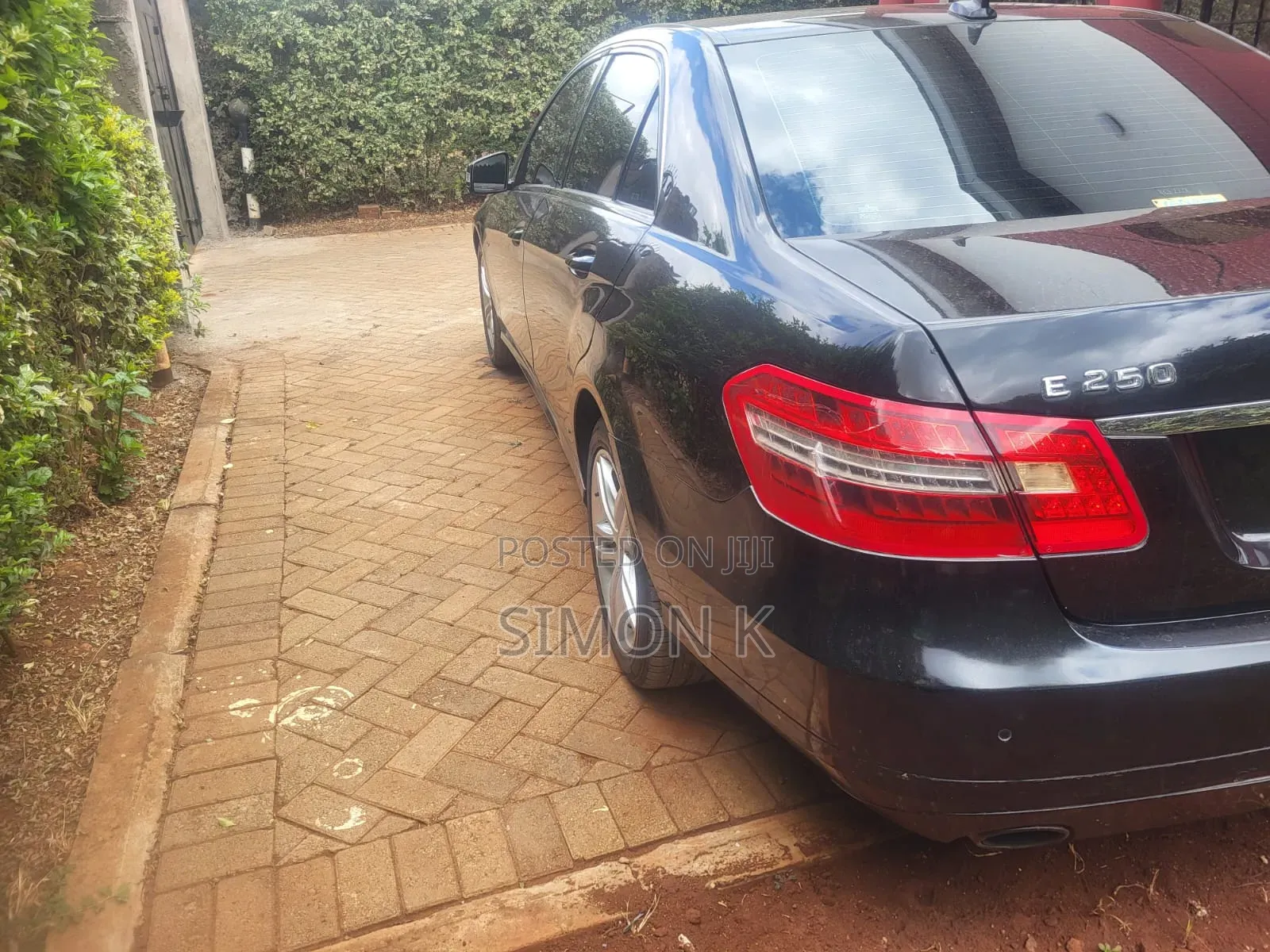 Mercedes-Benz E250 2011 Black