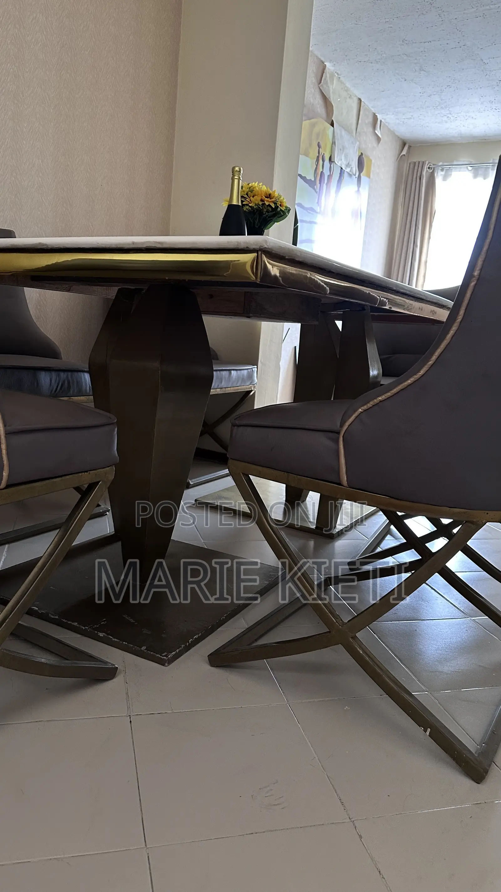 Dinning Table