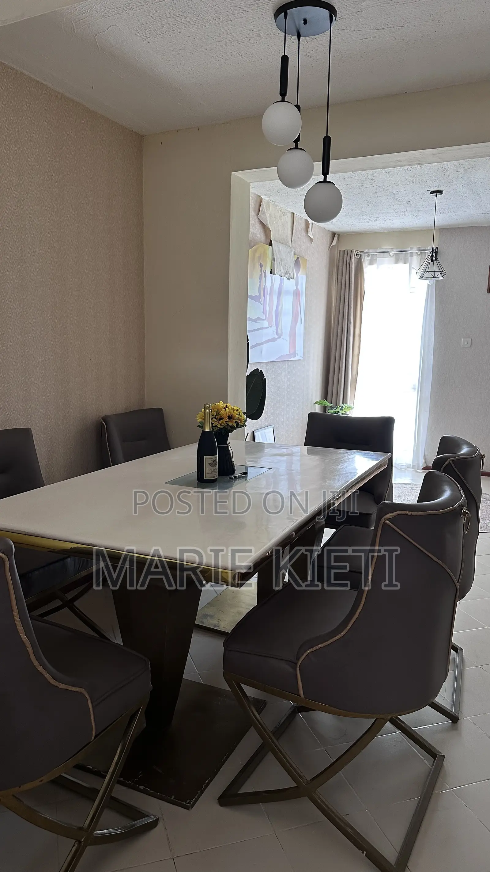 Dinning Table