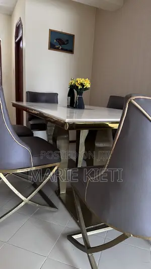 Dinning Table