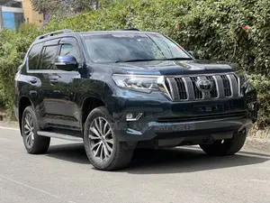 Toyota Aqua 2018 Blue