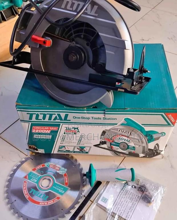 Total Circular Saw 2200W - main view