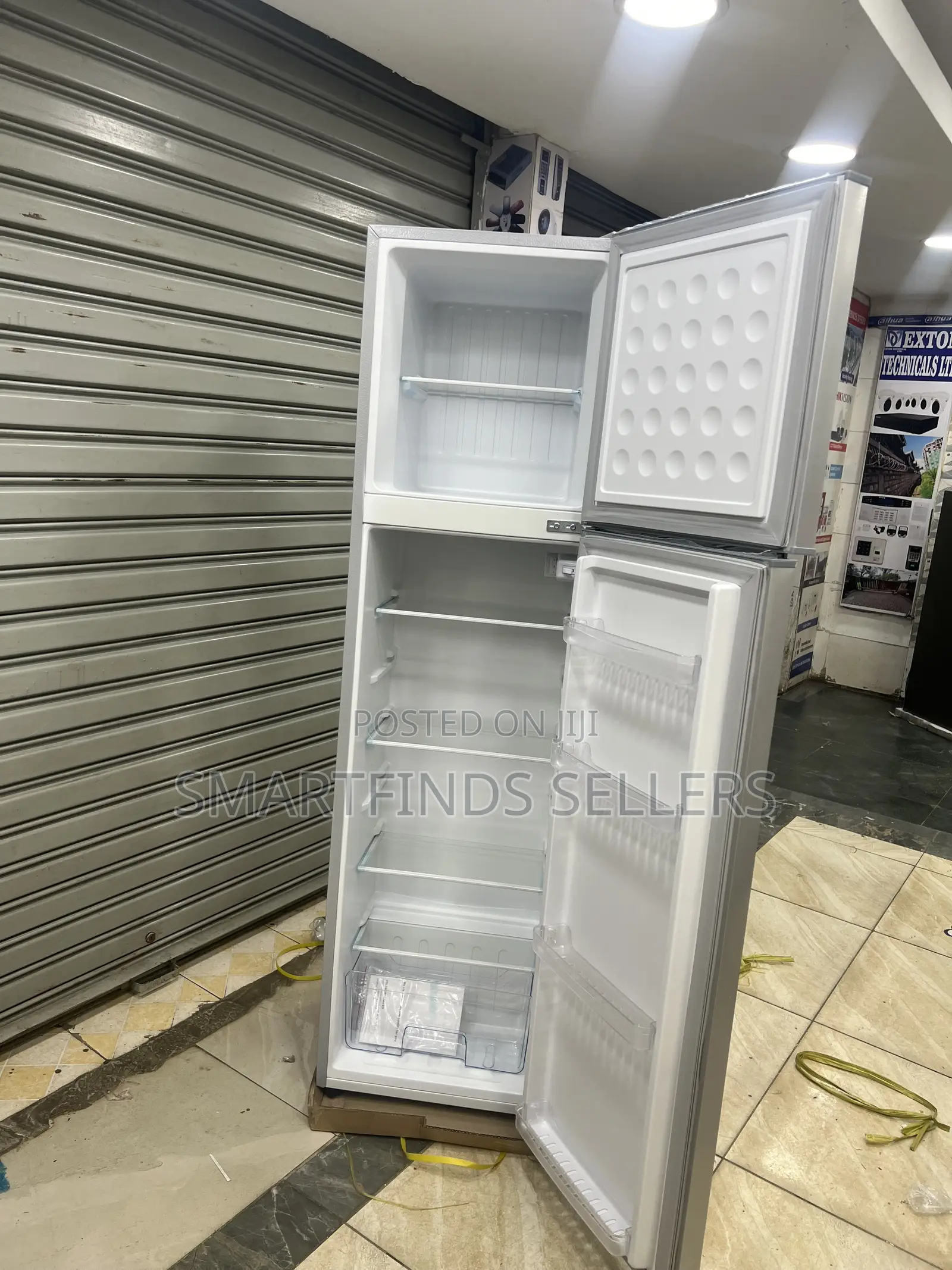 Volsmart 210L Fridge – Reliable Cooling With Ample Storage