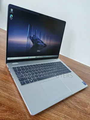 New Laptop Dell Pro 16 16GB Intel Core Ultra 5 SSD 512GB