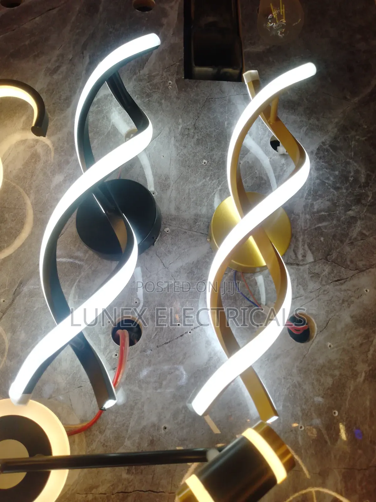 Led Wall Light Linear Sconce in Spiral Indoor Wall Lamp