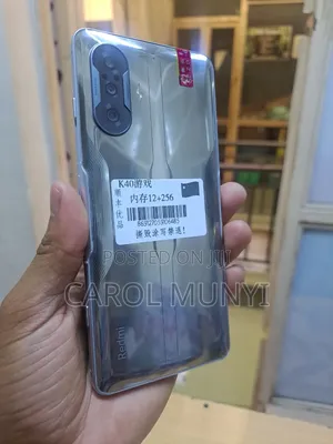 Mobile Phone 256 GB Red