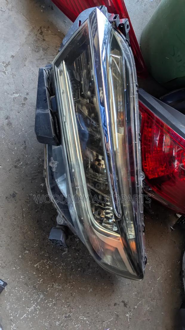 Honda Fit Shuttle 2019 Headlight LED - thumbnail 2