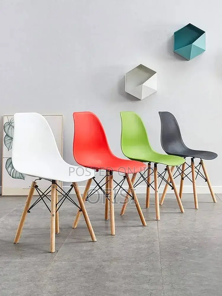 Dining Chair; Modern Plastic Dining Chair