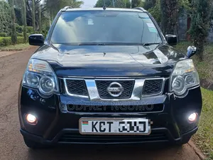 Nissan X-Trail 2012 Black