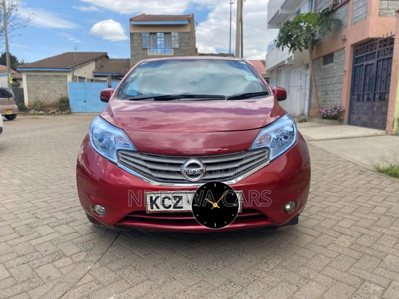 Nissan Note 1.2 Petrol 2013 Maroon
