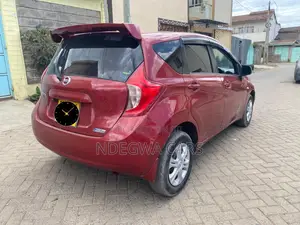 Nissan Note 1.2 Petrol 2013 Maroon