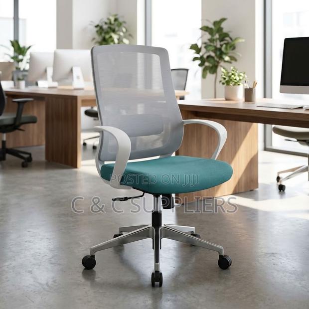 Executive Medium Back Mesh Chair - thumbnail 10