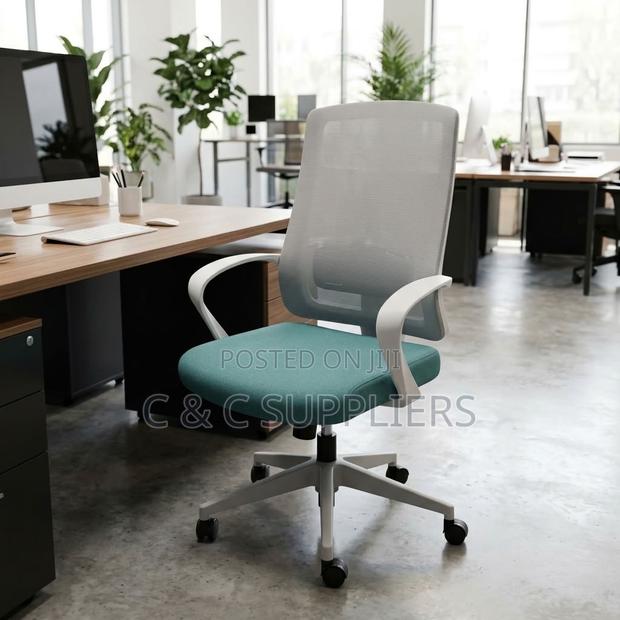 Executive Medium Back Mesh Chair - thumbnail 2