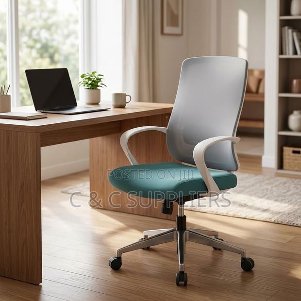 Executive Medium Back Mesh Chair - thumbnail 9