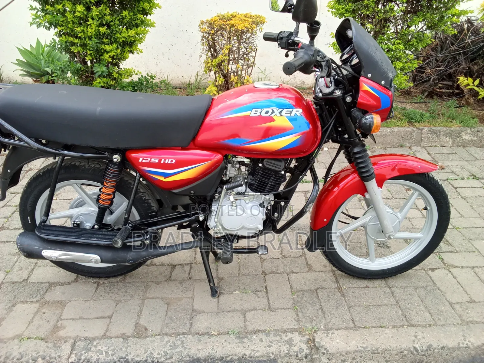 Bajaj Boxer 125 2025 Red