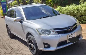 Toyota Corolla Fielder 2014 Silver