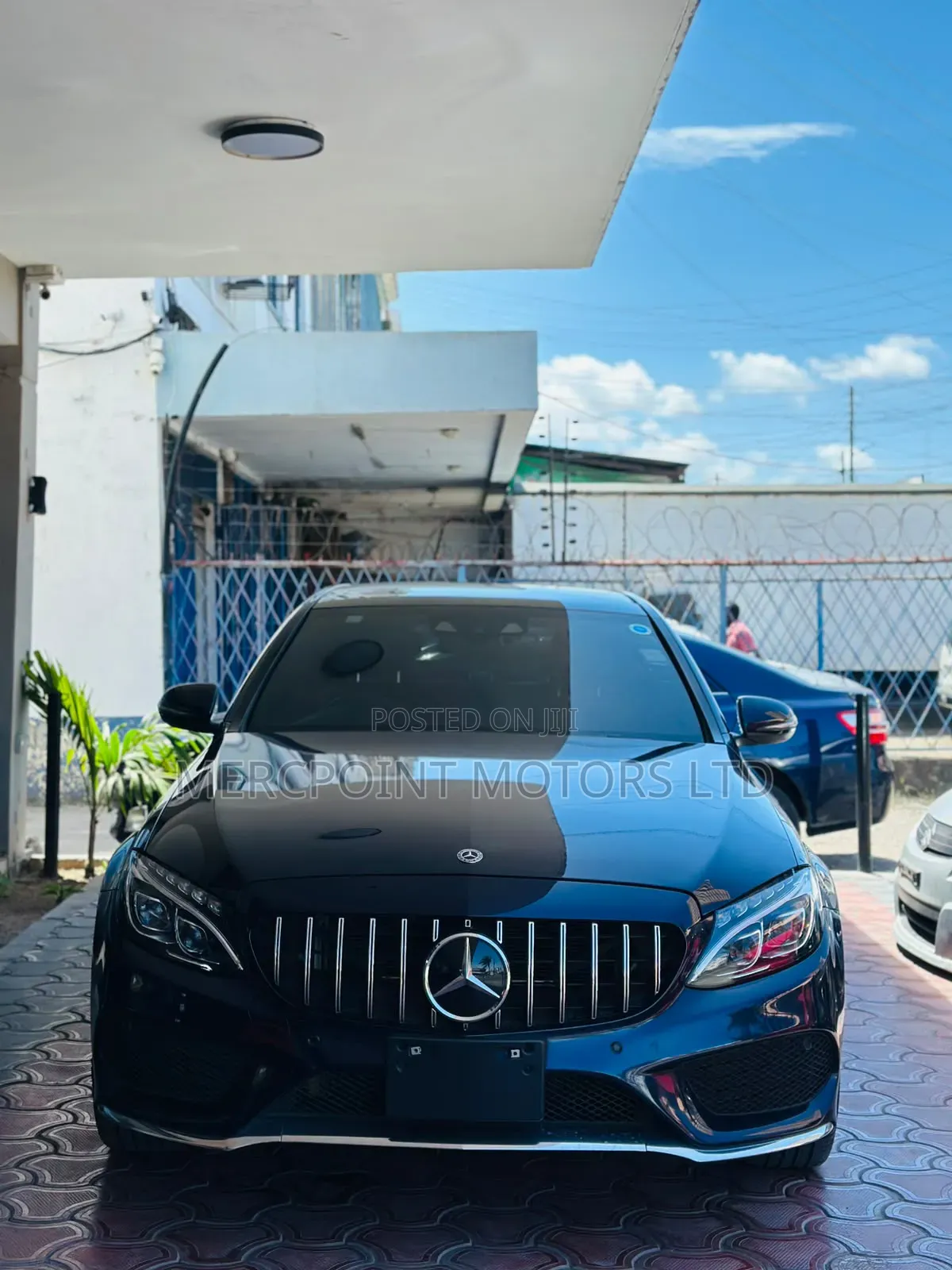 Mercedes-Benz C200 2018 Black