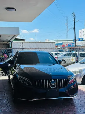 Mercedes-Benz C200 2018 Black