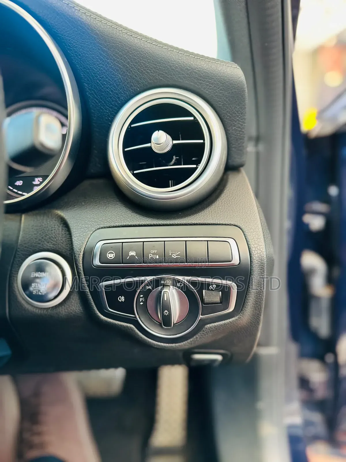 Mercedes-Benz C200 2018 Black