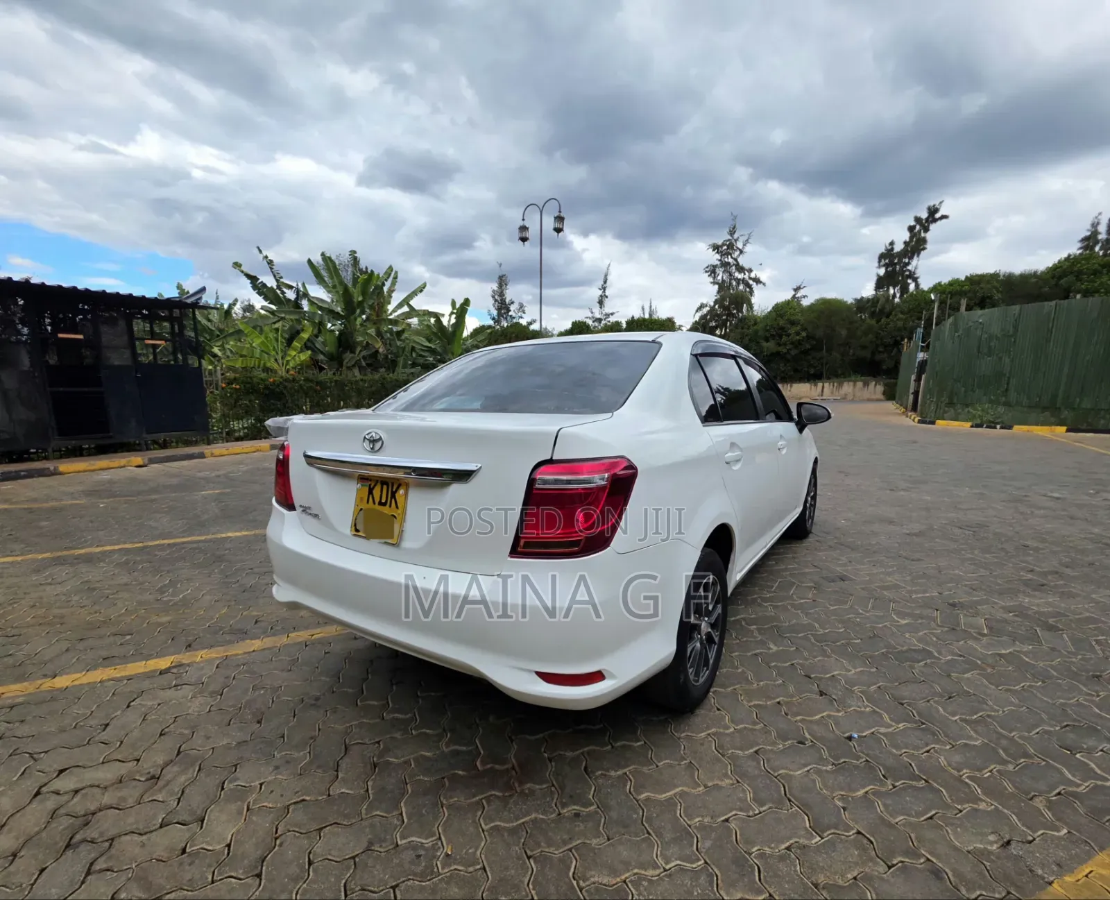 Toyota Axio 1.5 X 2WD 2015 White