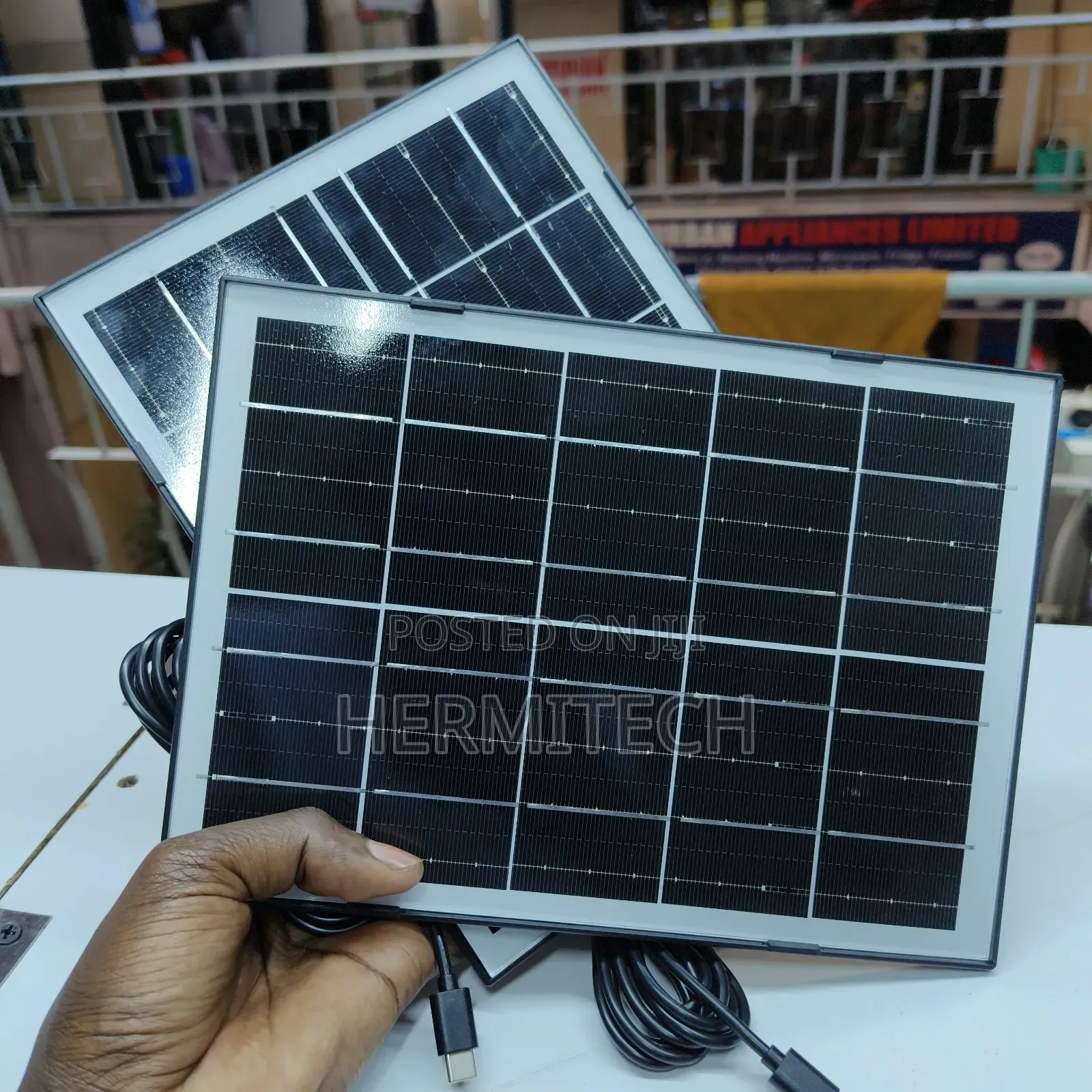 Portable 8W Solar CCTV Panel With Type-C Connection