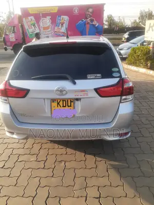 Toyota Corolla L (1.8L 4cyl 2A) 2019 Silver
