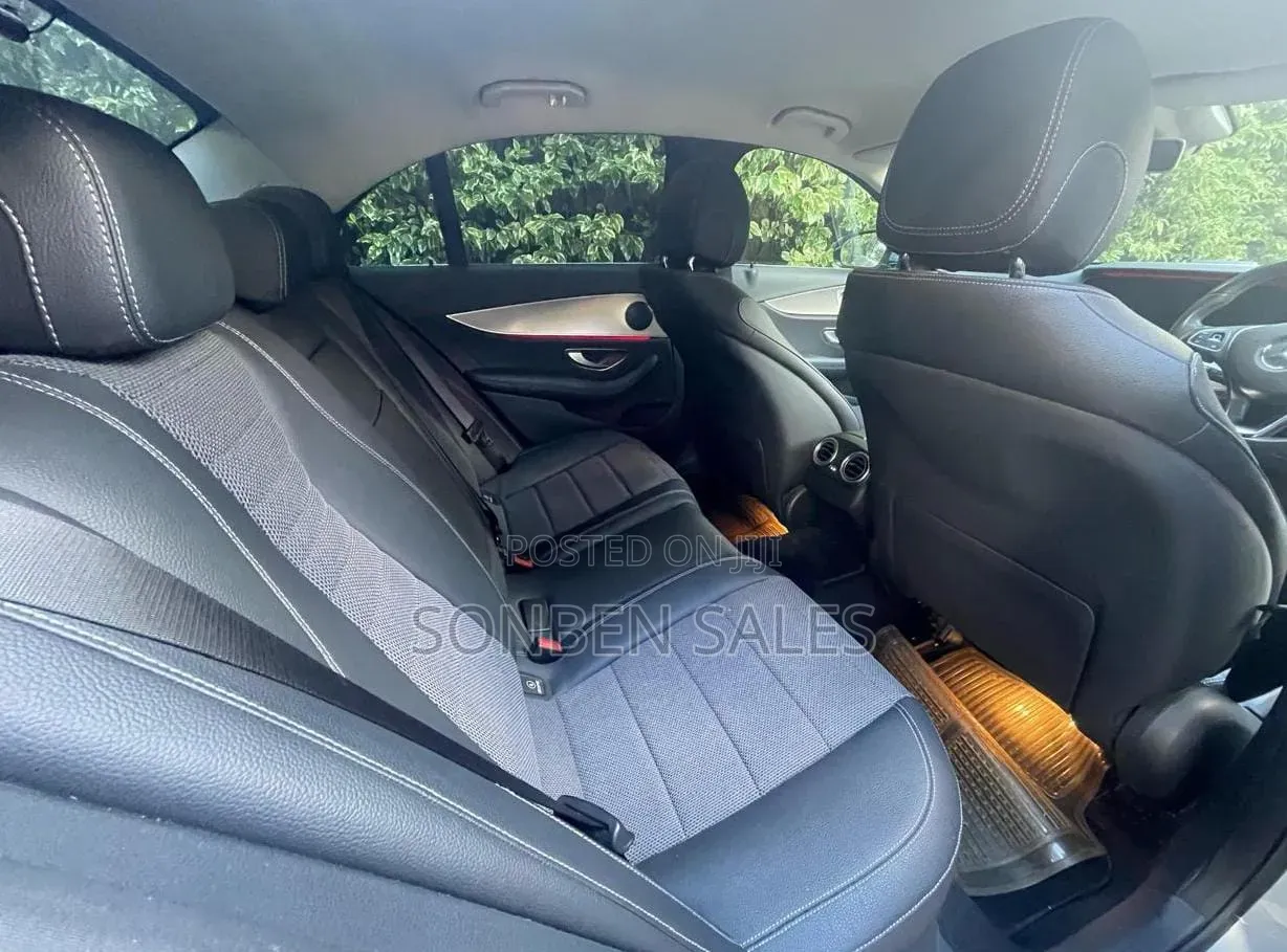 Mercedes-Benz E200 2017 Silver