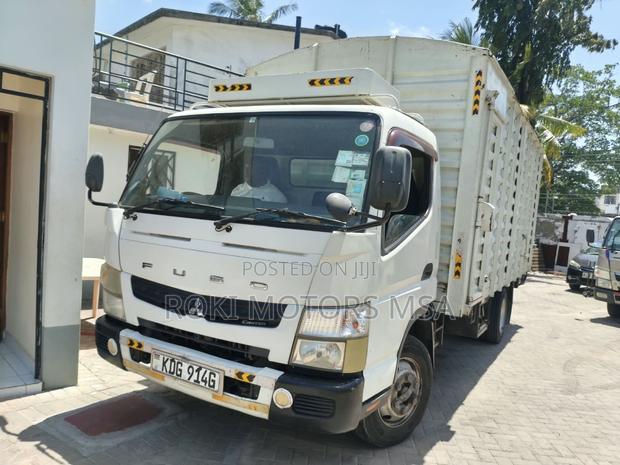 Mitsubishi Canter 2014 White - thumbnail 4