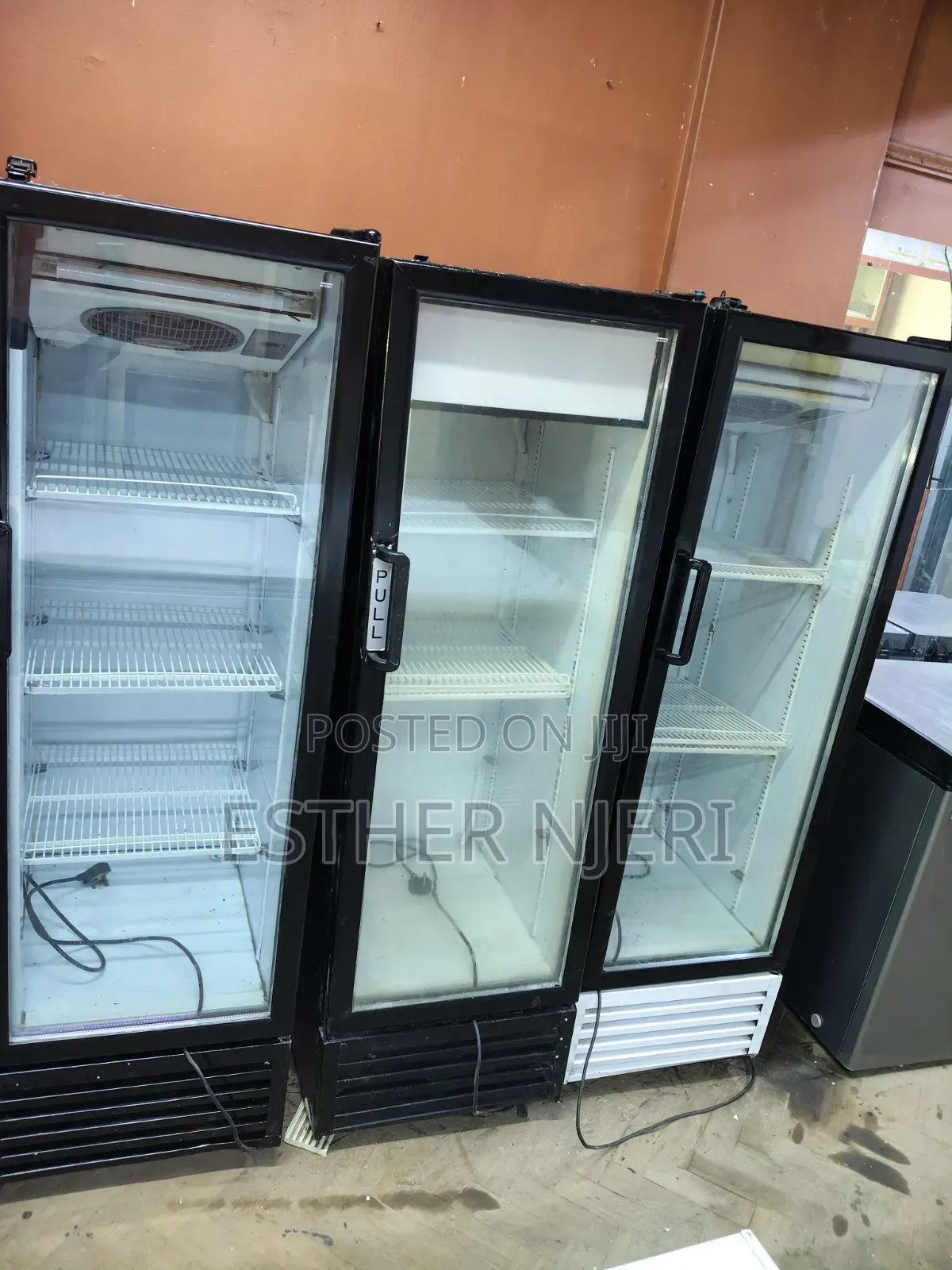 Metalfrio 300litres Display Counter Fridge
