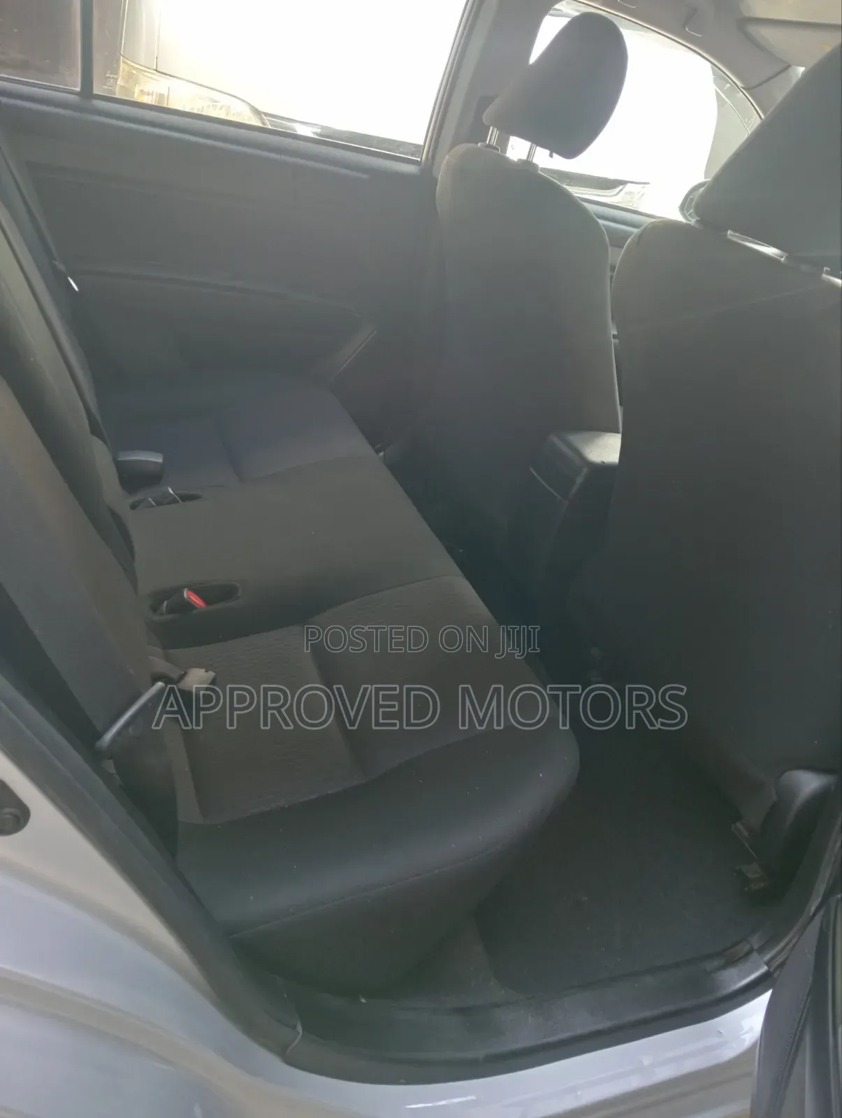 Toyota Corolla Fielder 2019 Silver