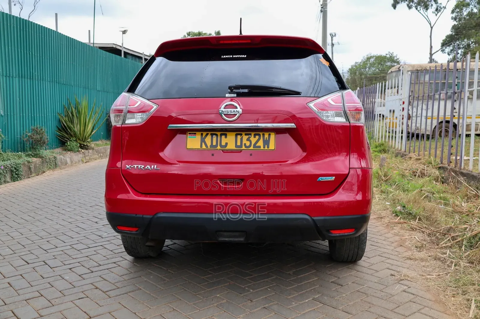 Nissan X-Trail 2013 Red