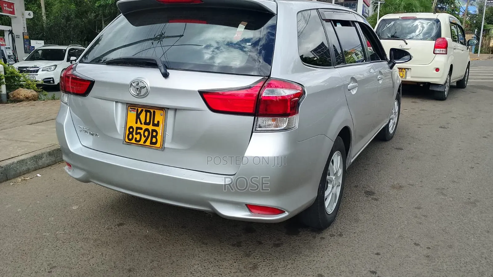 Toyota Corolla Fielder 2015 Silver