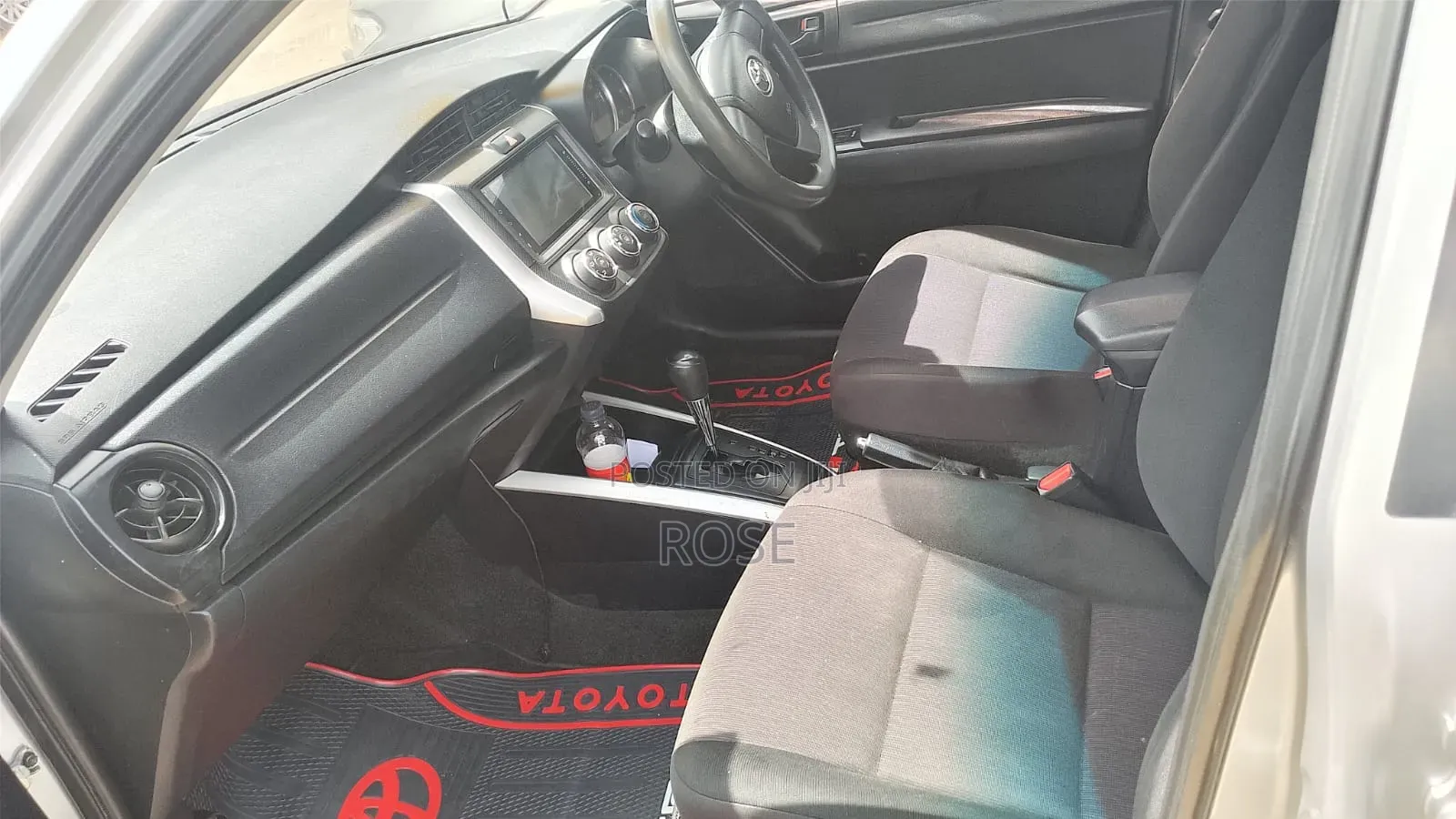 Toyota Corolla Fielder 2015 Silver