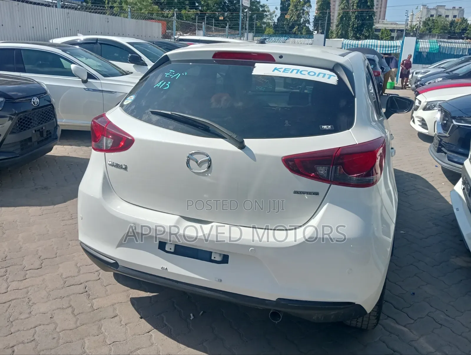 Mazda 2 2020 White