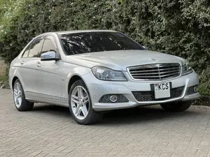 Mercedes-Benz C200 2011 Silver