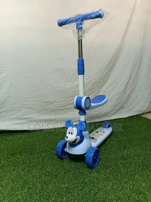 2 in 1 Kids’ 3-Wheel Character Scooter With Adjustable Handlebar