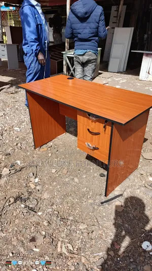 Executive Desk With Drawer Office Desk and Mesh Chair