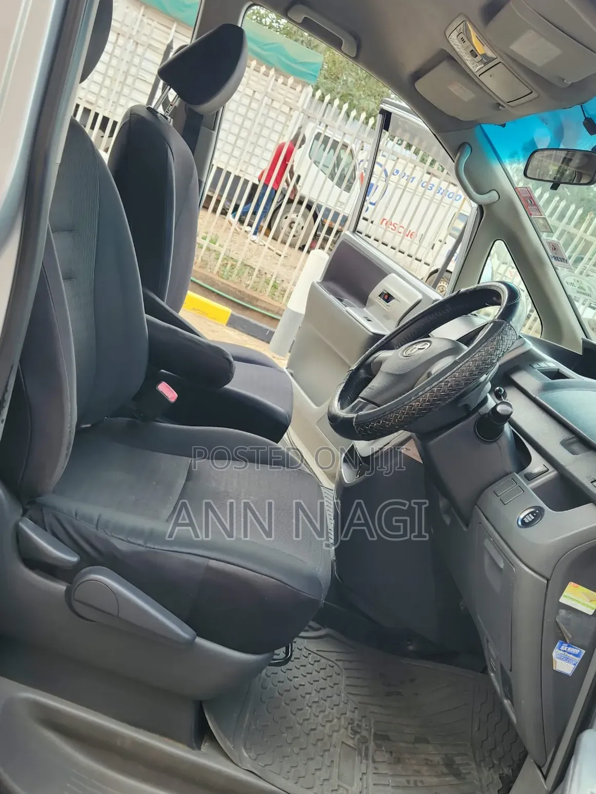 Toyota Voxy 2008 Silver