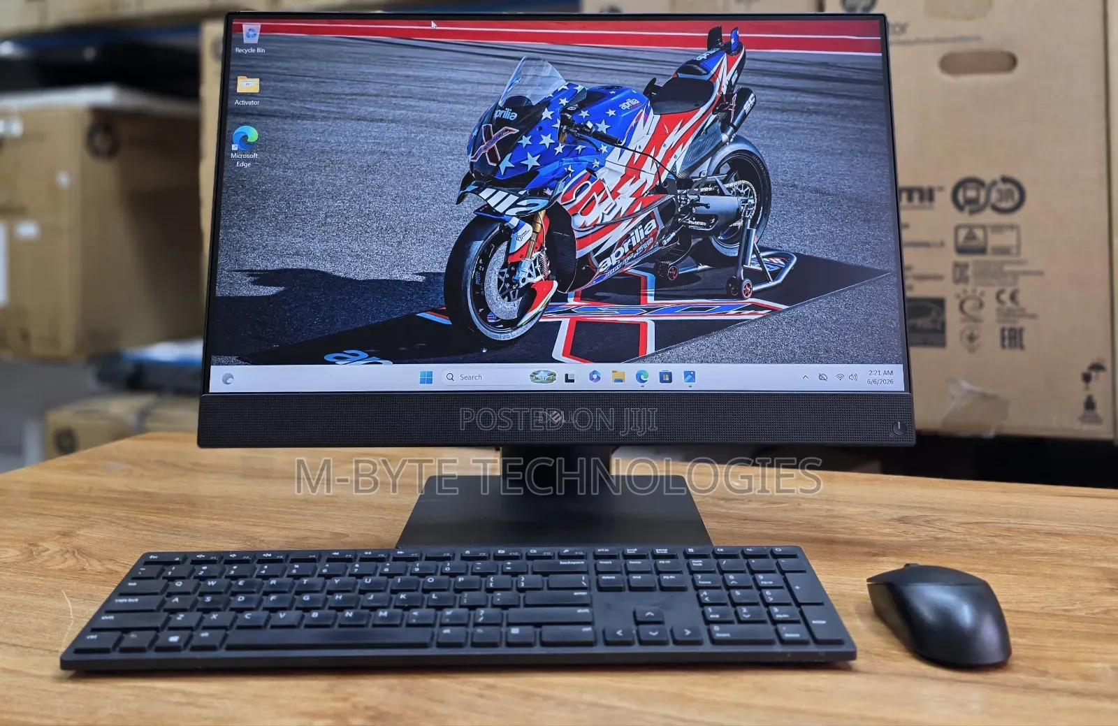 Desktop Computer Dell OptiPlex 7460 8GB Intel Core i7 SSD 256GB
