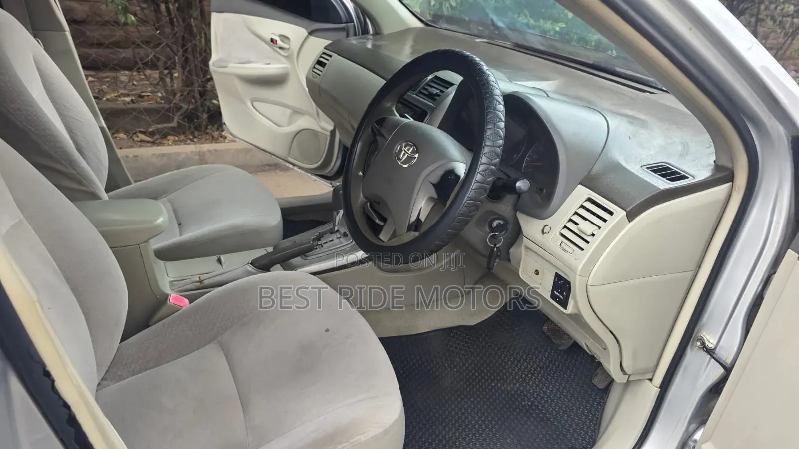 Toyota Axio 1.5 X 2WD 2011 Silver